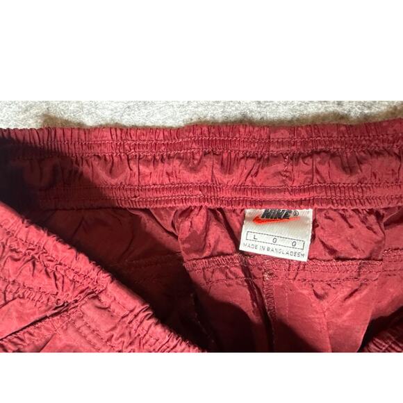 Nike Vintage Windbreaker Unlined Track Pants Straight Leg Warm Up Size Large Red - Picture 2 of 9